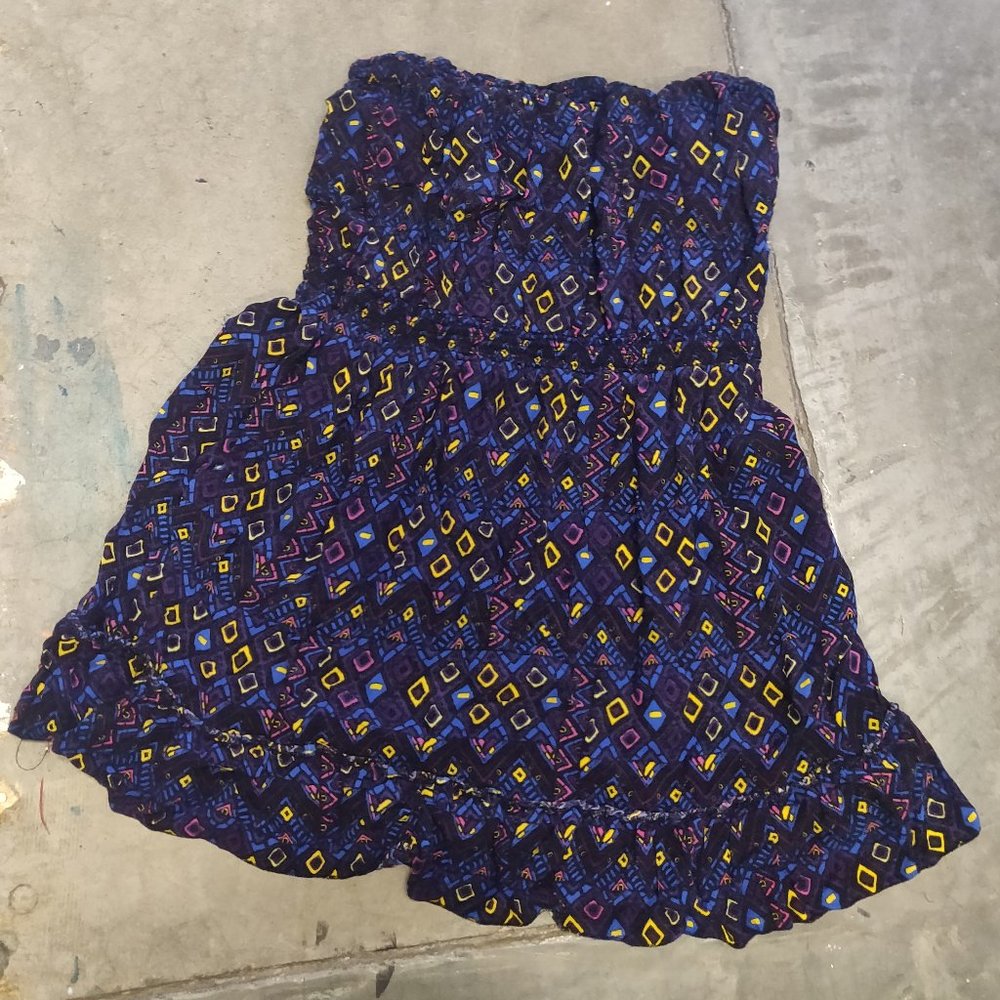 Rue21 Colorful Geometric Print Strapless Flowy Top